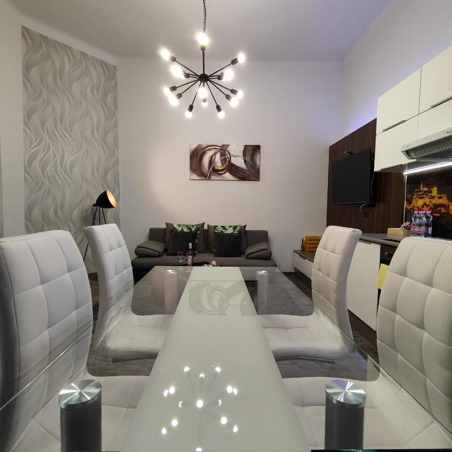 Dolce Vita Lux Budapest Luaran gambar